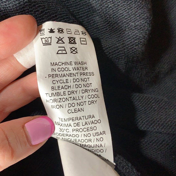 PUMA, zip up sweatshirt! - Picture 9 of 10